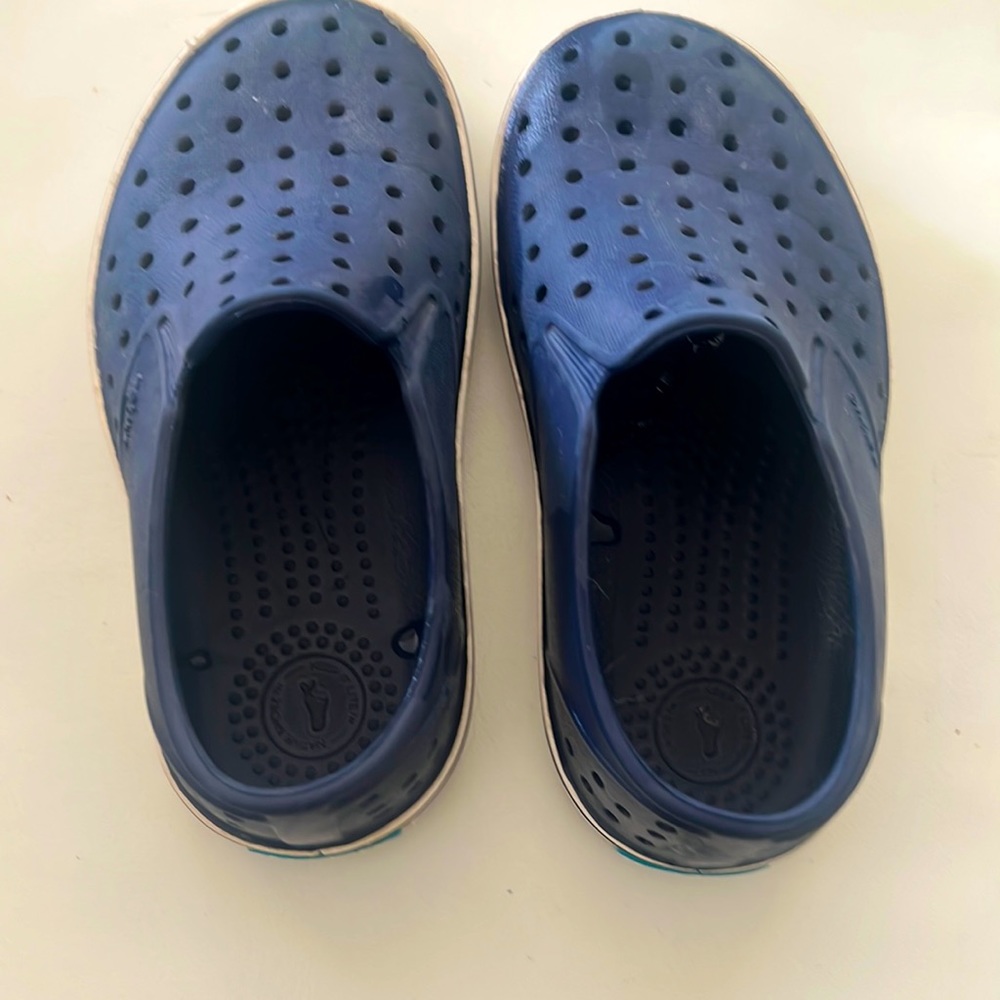 Boys Native size C10.